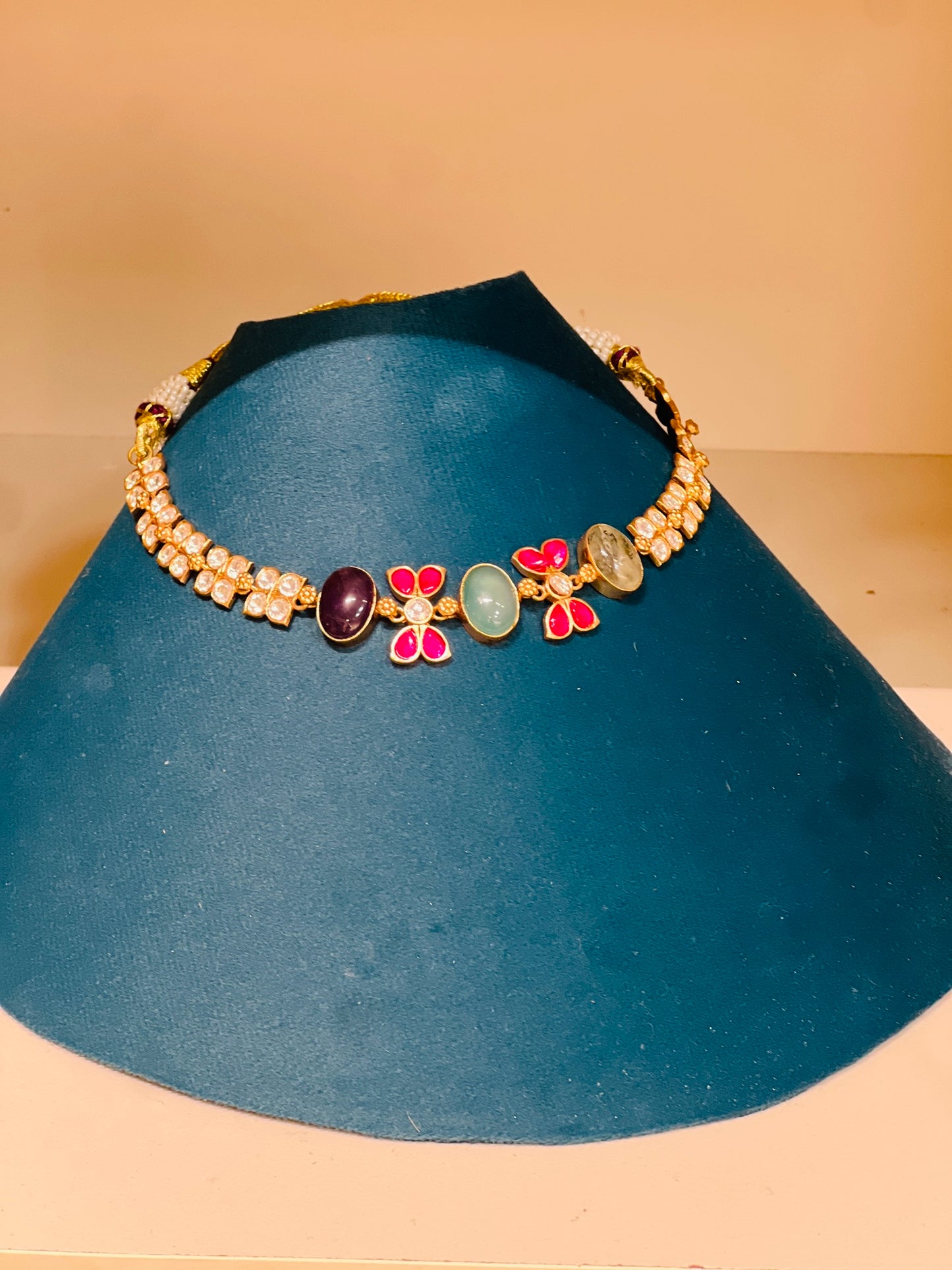 Rosé Monarch Choker