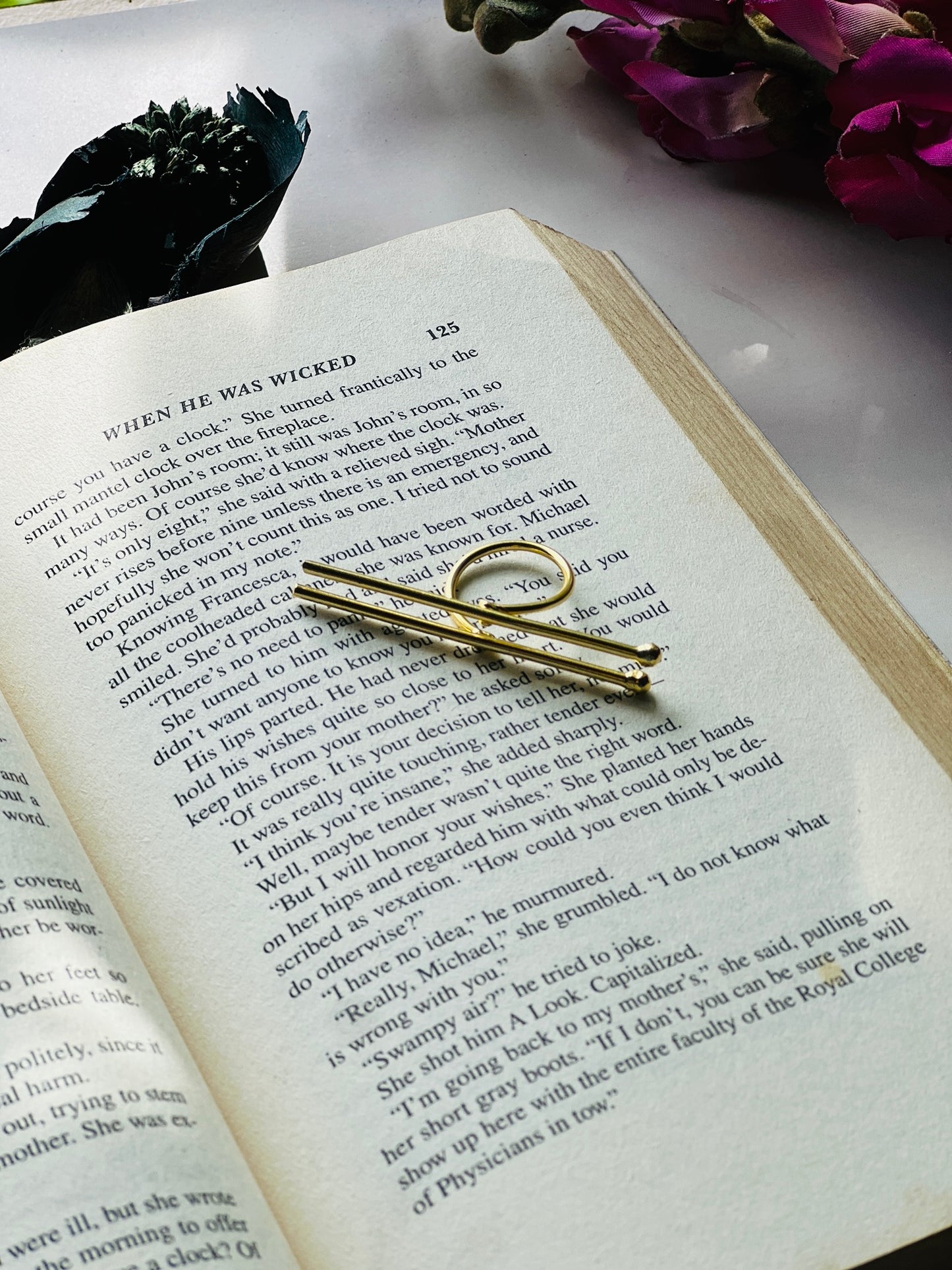 Parallel Elegance Adjustable Ring