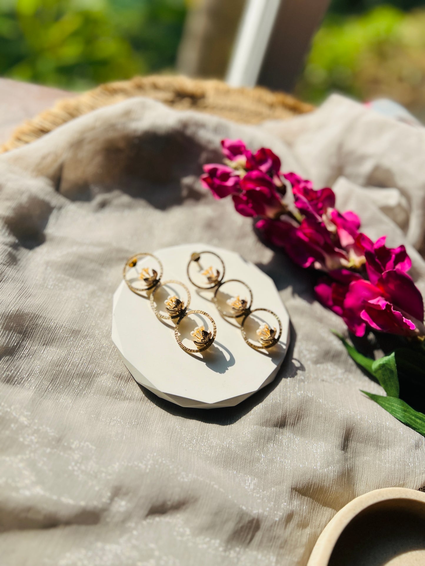 Kamala Trio Pearl Hoops