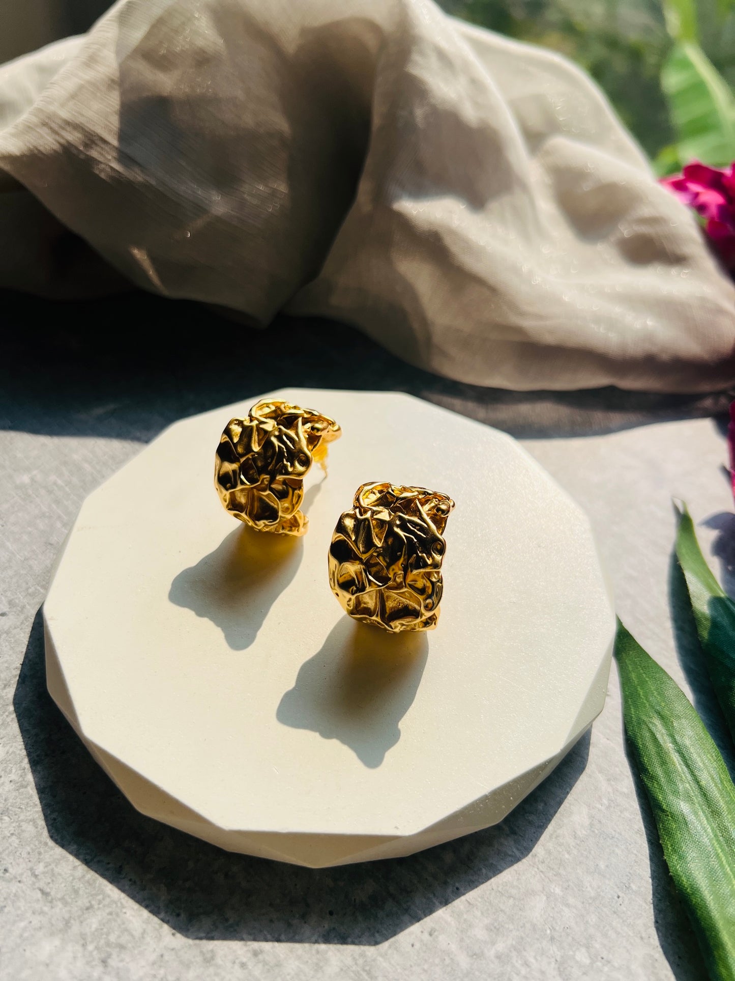 Molten Gold Sculpt Hoops