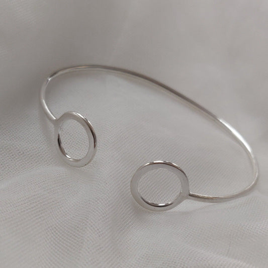 Minimalist Silver Bangle - bangles