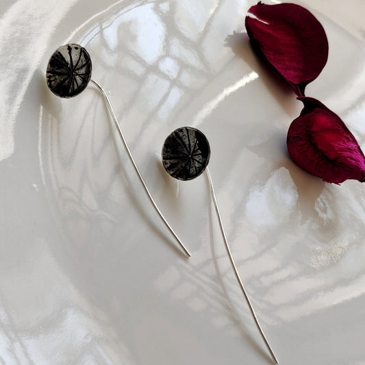 Minimalist Pull Through Earrings - Earrings